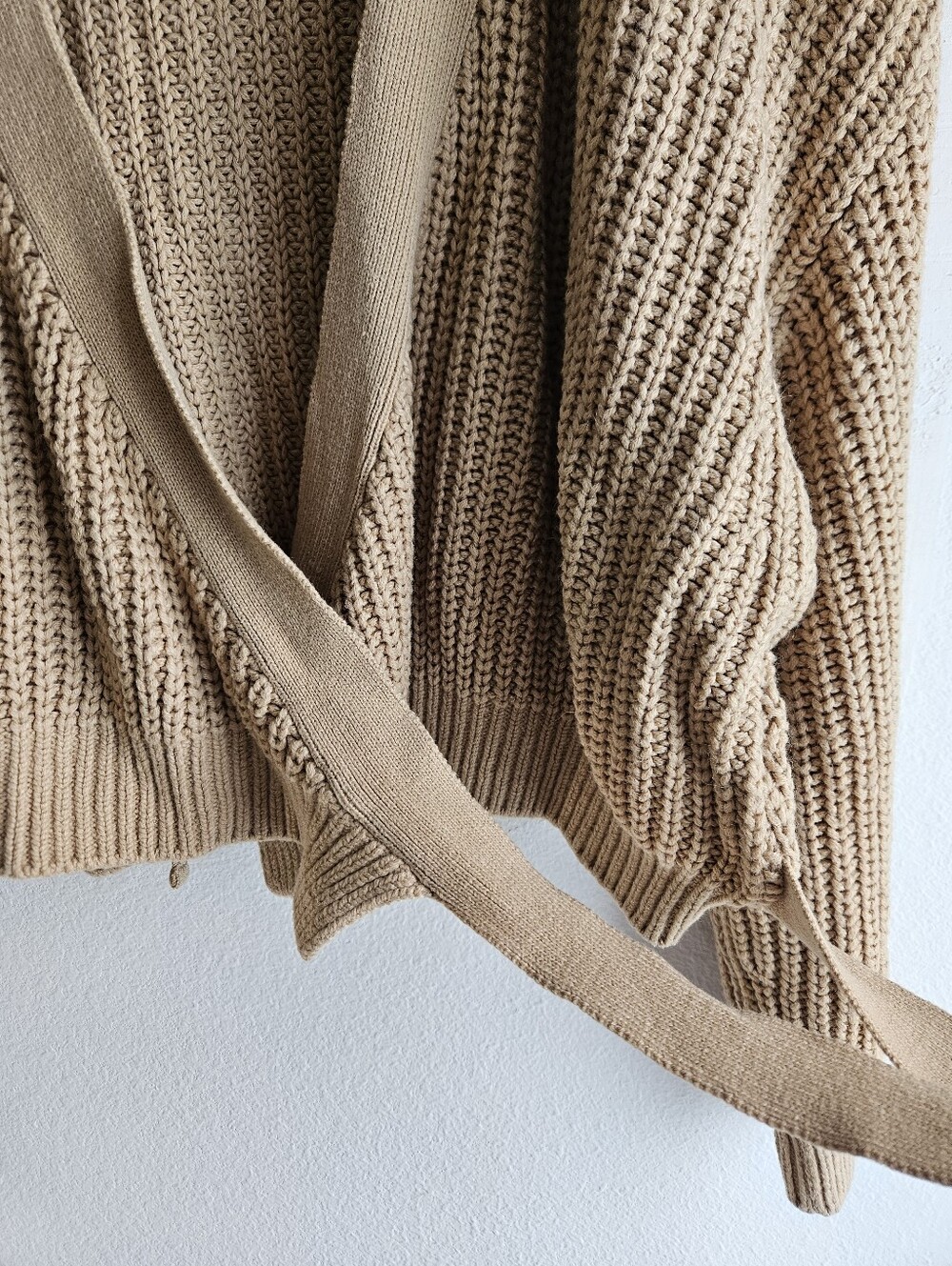 H&M | knitted wrap top - Picture 3 of 6
